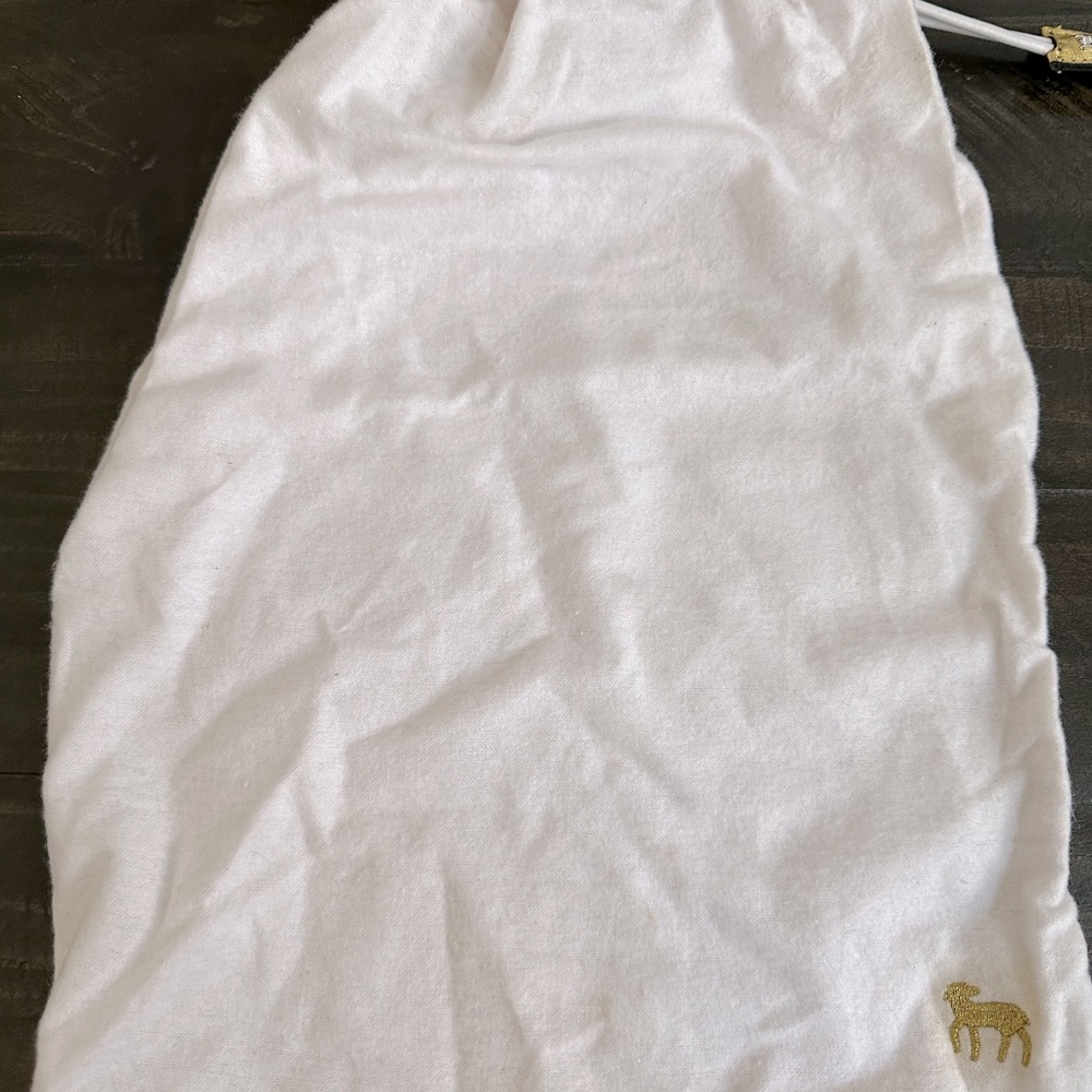 L.A.M.B. by Gwen Stefani dust bag